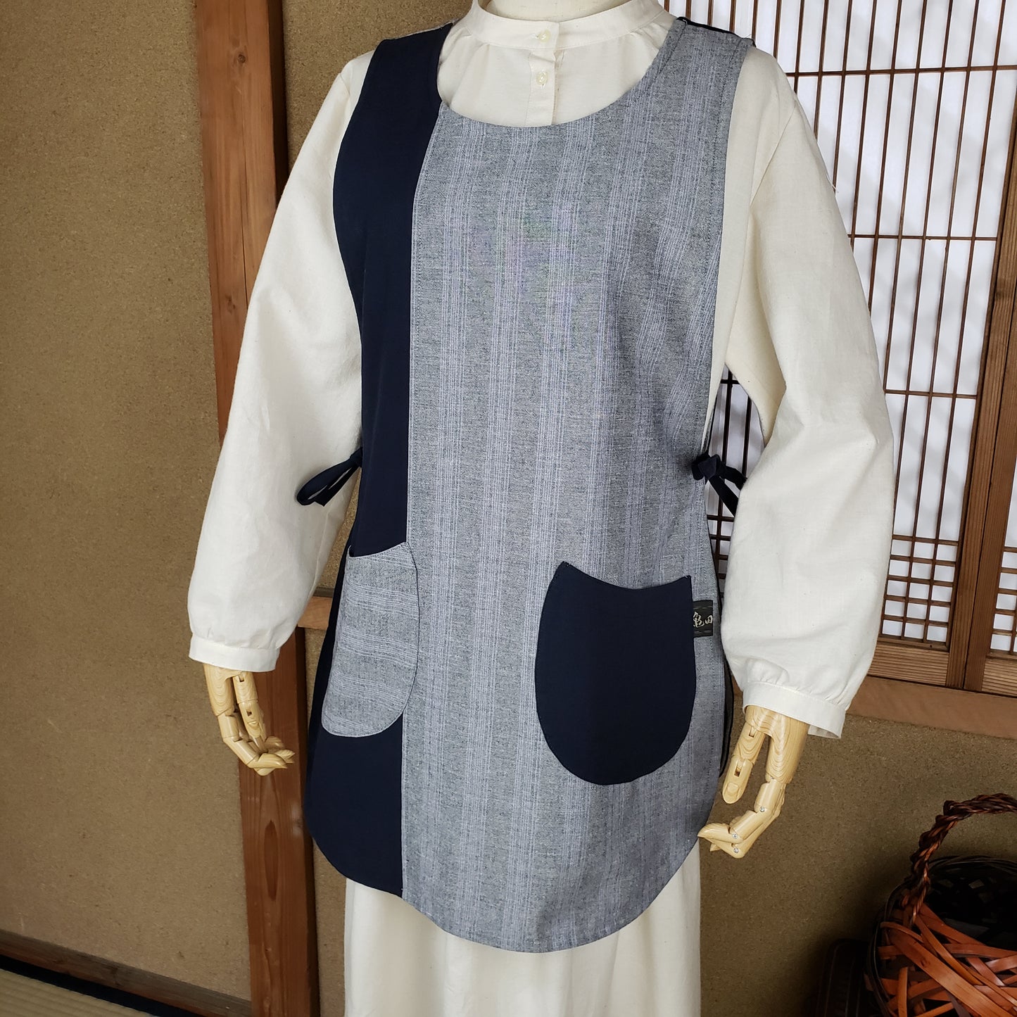 切り替えどん晴エプロン 38Bと紺