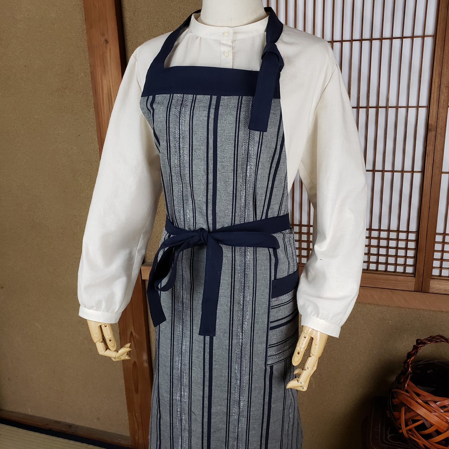 前しばりエプロン 22B