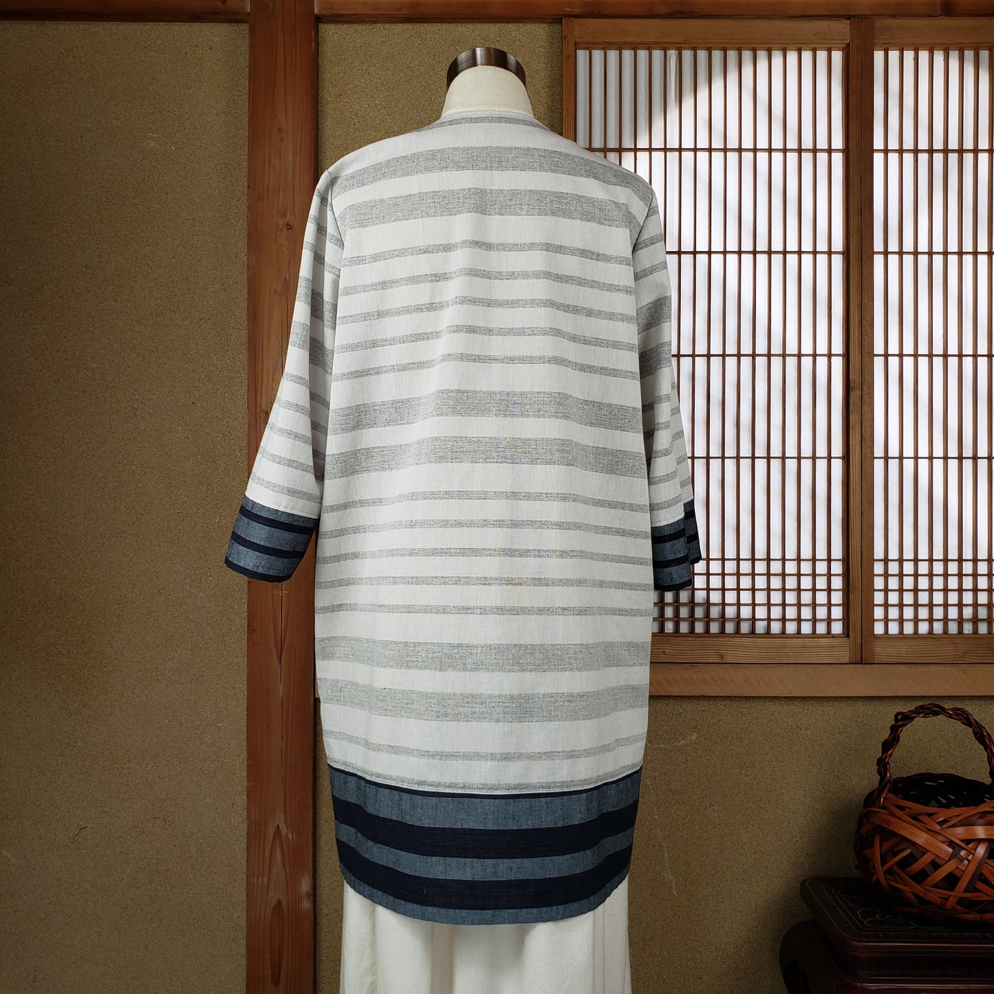 831 裾切替ジャケット 113Cと113D
